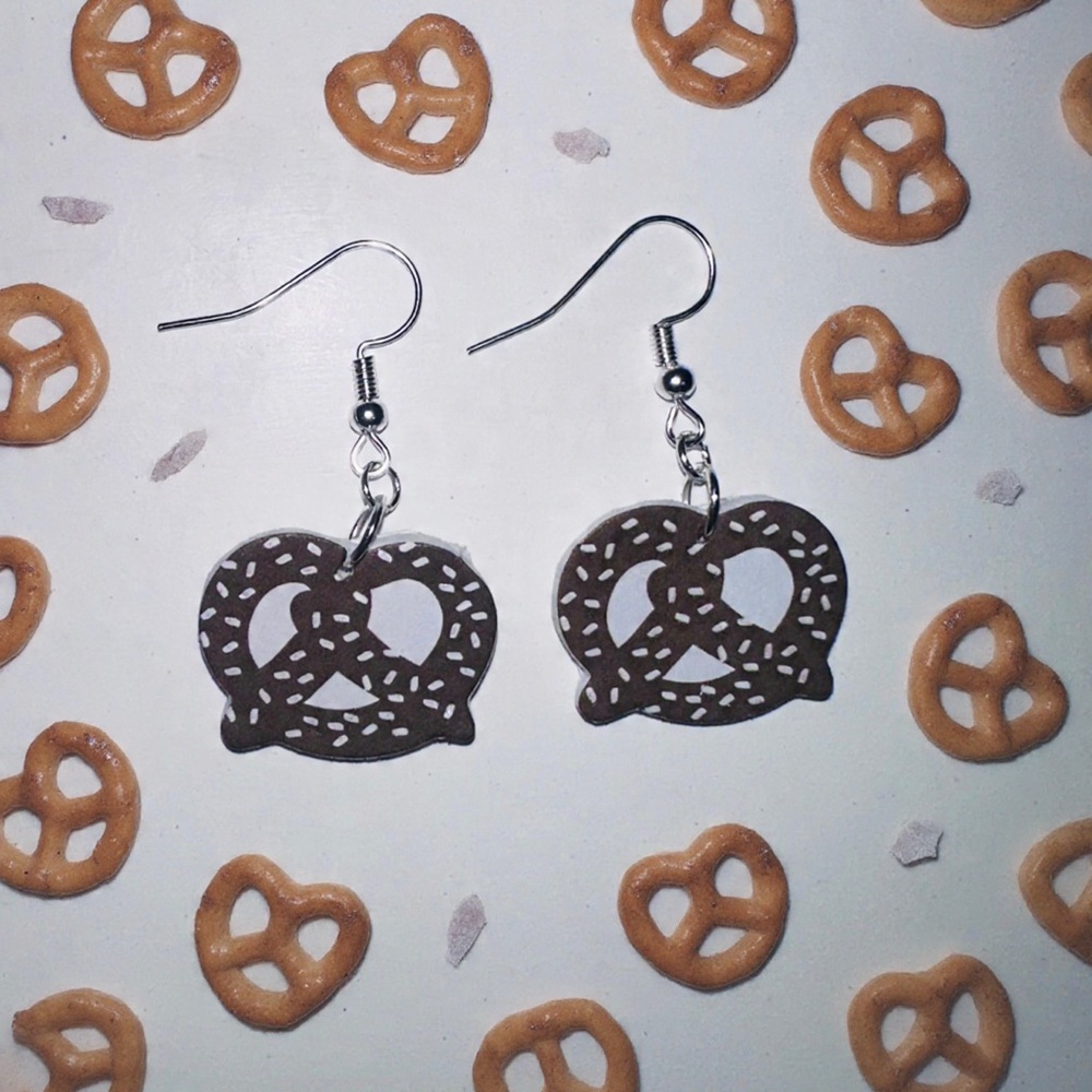 Pretzel Earrings
